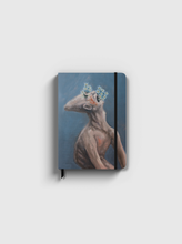 HANDBOOK | HOMEM SUFOCADO COM SUA PRÓPRIA DELICADEZA