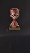 Escultura #3 –– homem lotado de referências, sem espaço para si mesmo